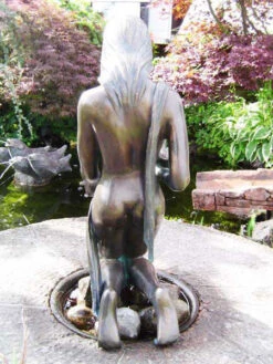 Bronzefigur Noèlle (Art.Nr. 88379) -Garten Gefuehl bronze noelle hinten 1280x1280